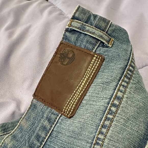 Timberland Men's Relaxed Fit Blue Jeans - Picture 5 of 8